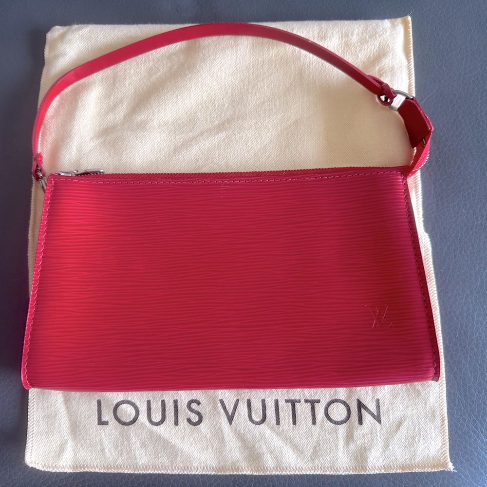 Louis Vuitton Cosmetic Pouch in red Epi leather